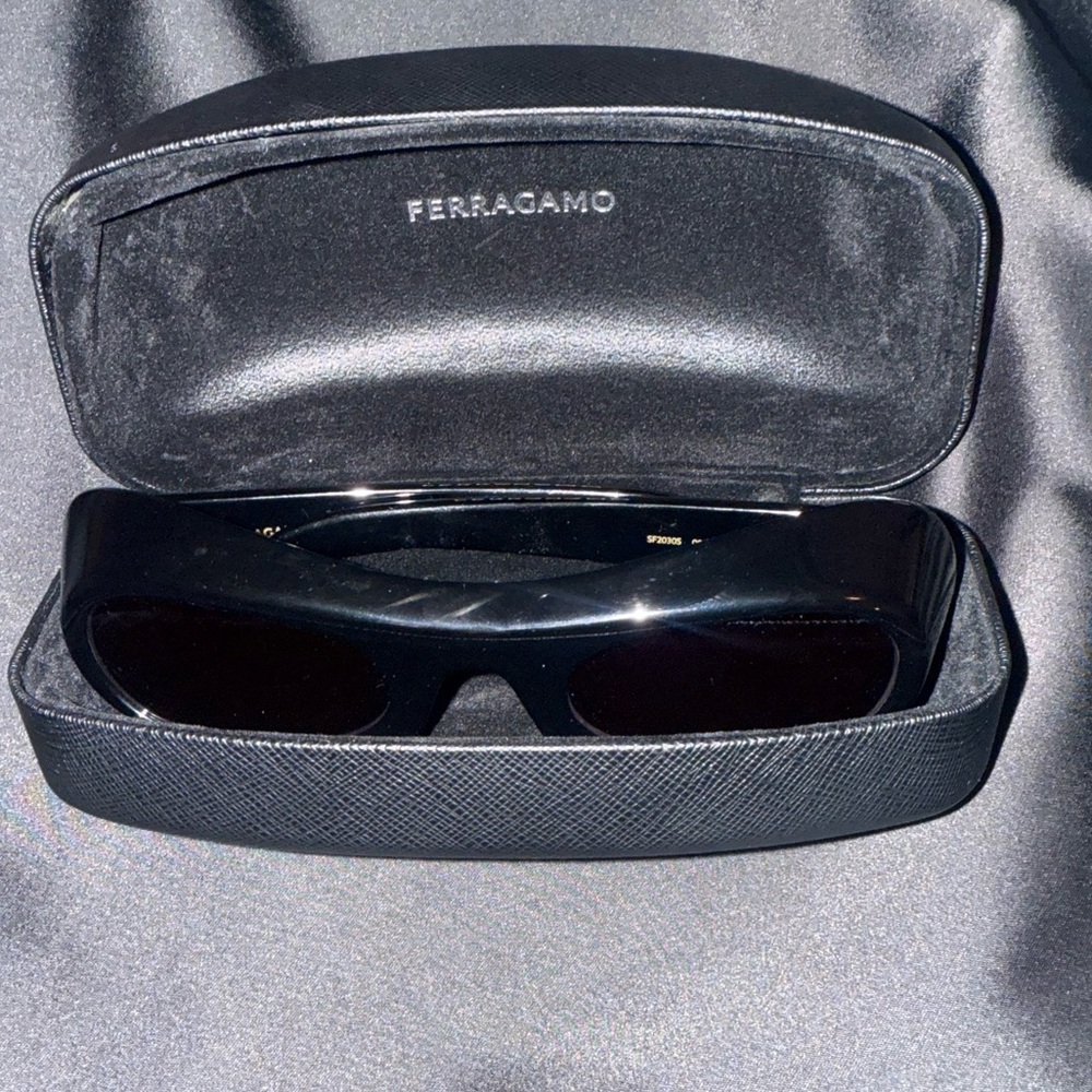 Salvatore Ferragamo Glossy Black Sunglasses Classic Designer Style - Picture 4 of 8
